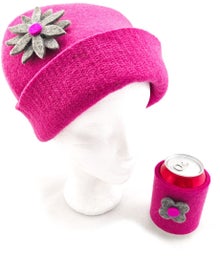 Avec fleurs d&eacute;coratives.